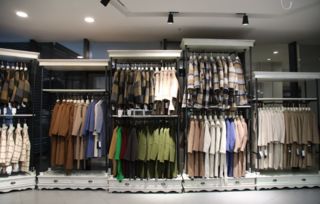 定义折扣新模式 nomark品牌服饰工厂店登陆合肥